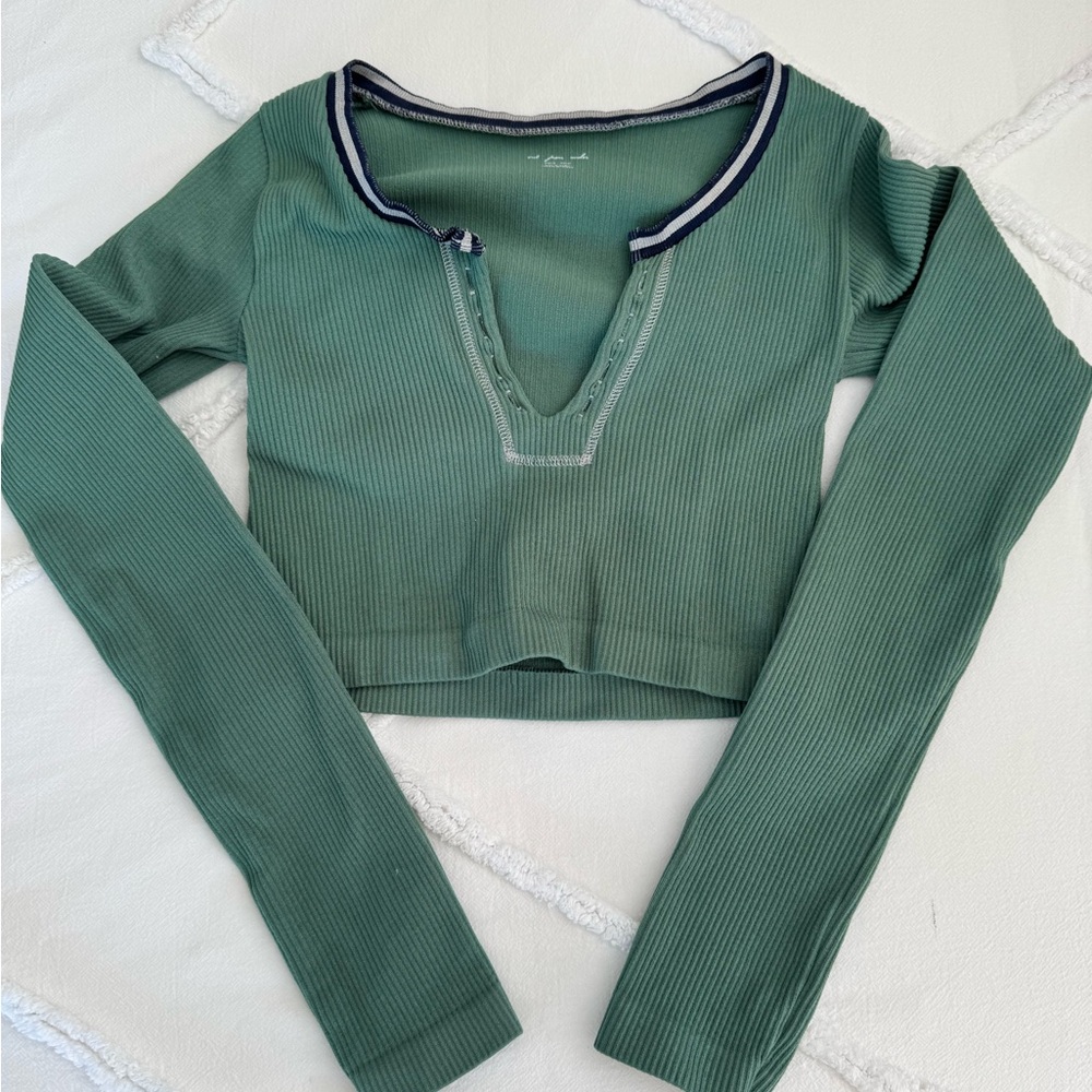 urban outfitters long sleeve shirt